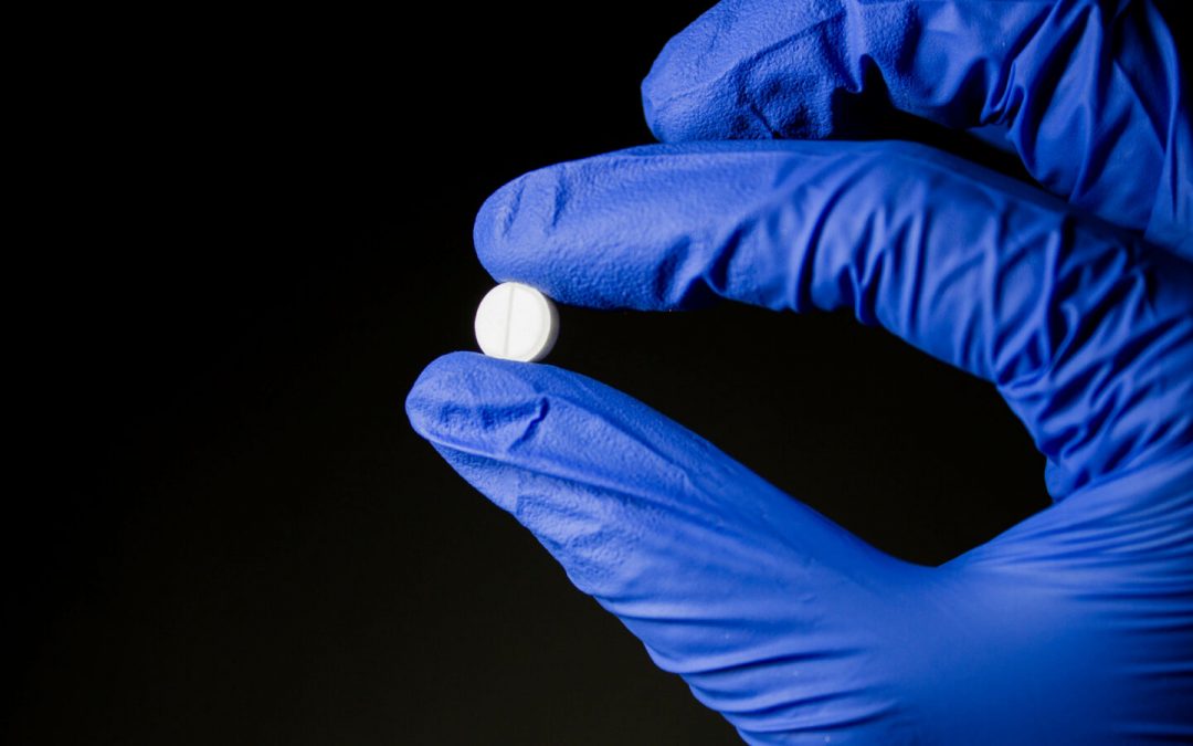 Scientists Work Toward an Elusive Dream: A Simple Pill to Treat COVID-19