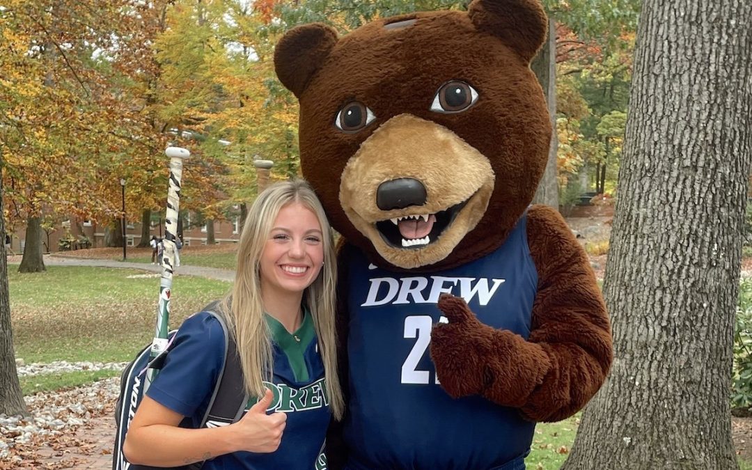 Zoefia Shimp C’26 Scores Internship With the Philadelphia Phillies