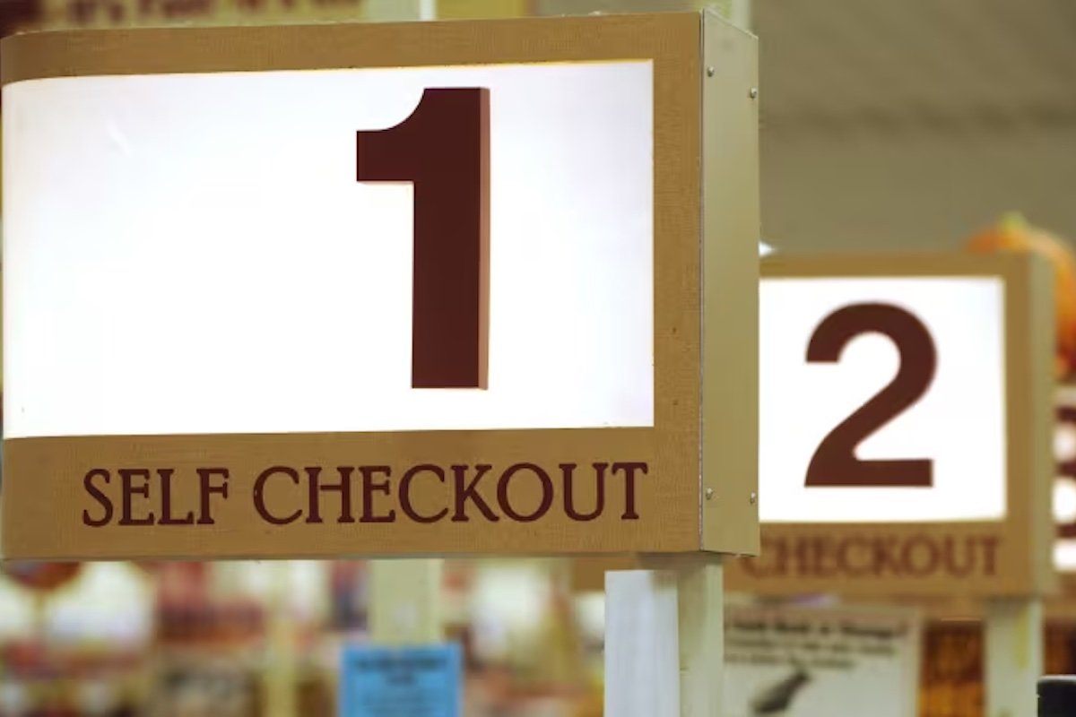 More Stores Are Ditching Self-Checkout Amid Theft and Customer Complaints
