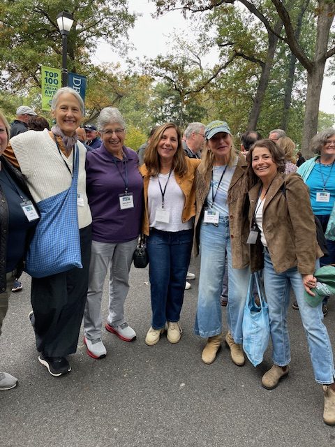 Jean Gogarty, Joanna Diehl Angell, Anna-Beth Winograd, Carrie Genovese, Elizabeth (Spirakis) Benack, Carle (Del Prete) Falk (all C’85) at Rangers Reunite: Alumni Weekend